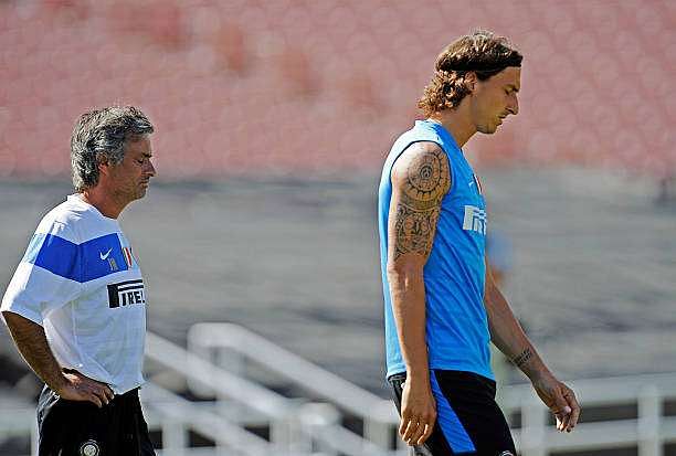 PASADENA, CA - JULY 20: Zlatan Ibrahimovic (R) striker of Inter Milan walks away after talking with coach, Jose Mourinho talk as they watch team practice at the Rose Bowl stadium on July 20, 2009 in Pasadena, California. (Photo by Kevork Djansezian/Getty Images)